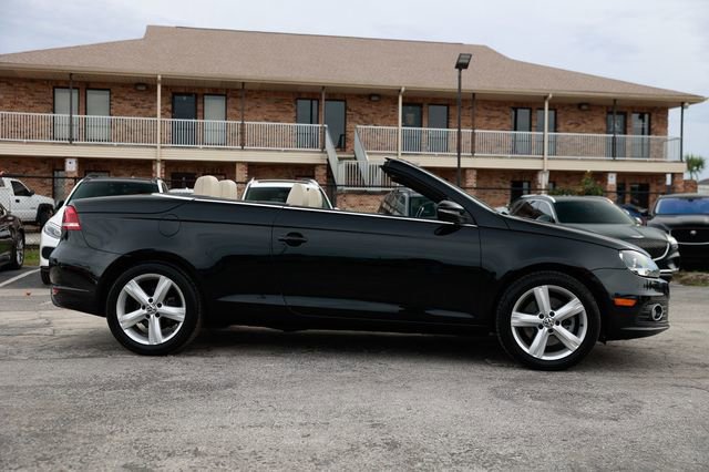 Used 2012 Volkswagen Eos Executive image 17