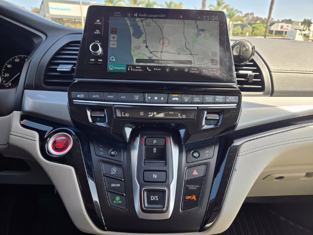 Used 2025 Honda Odyssey Touring image 13