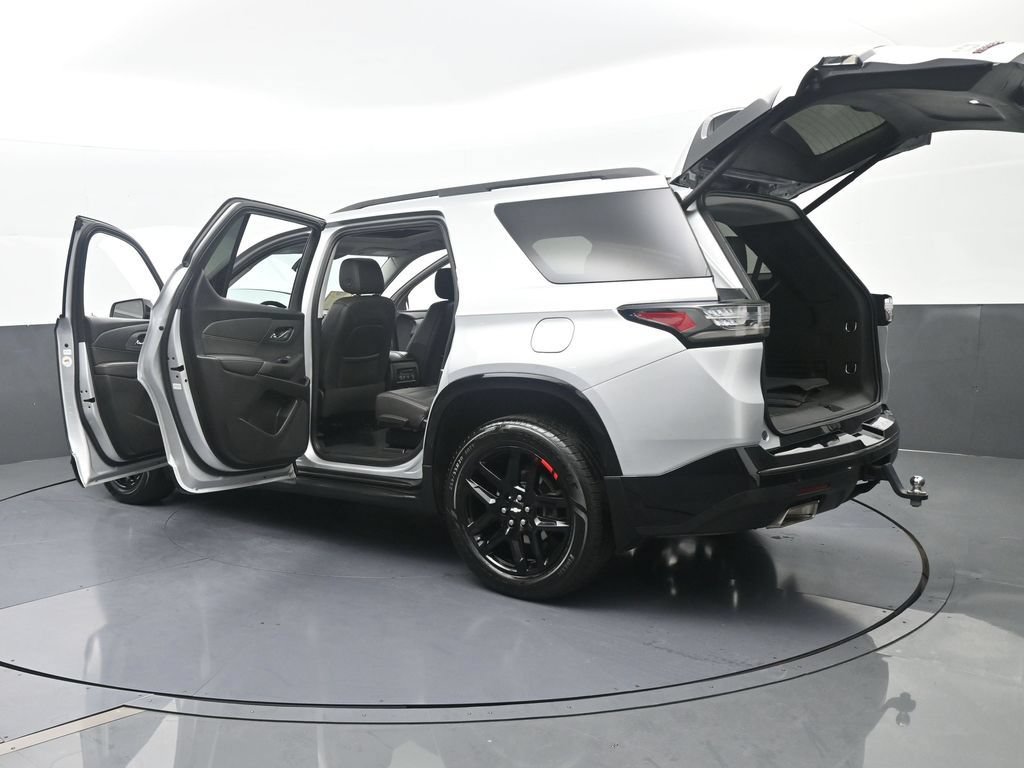 Used 2021 Chevrolet Traverse Premier w/ Redline Edition FWD image 89