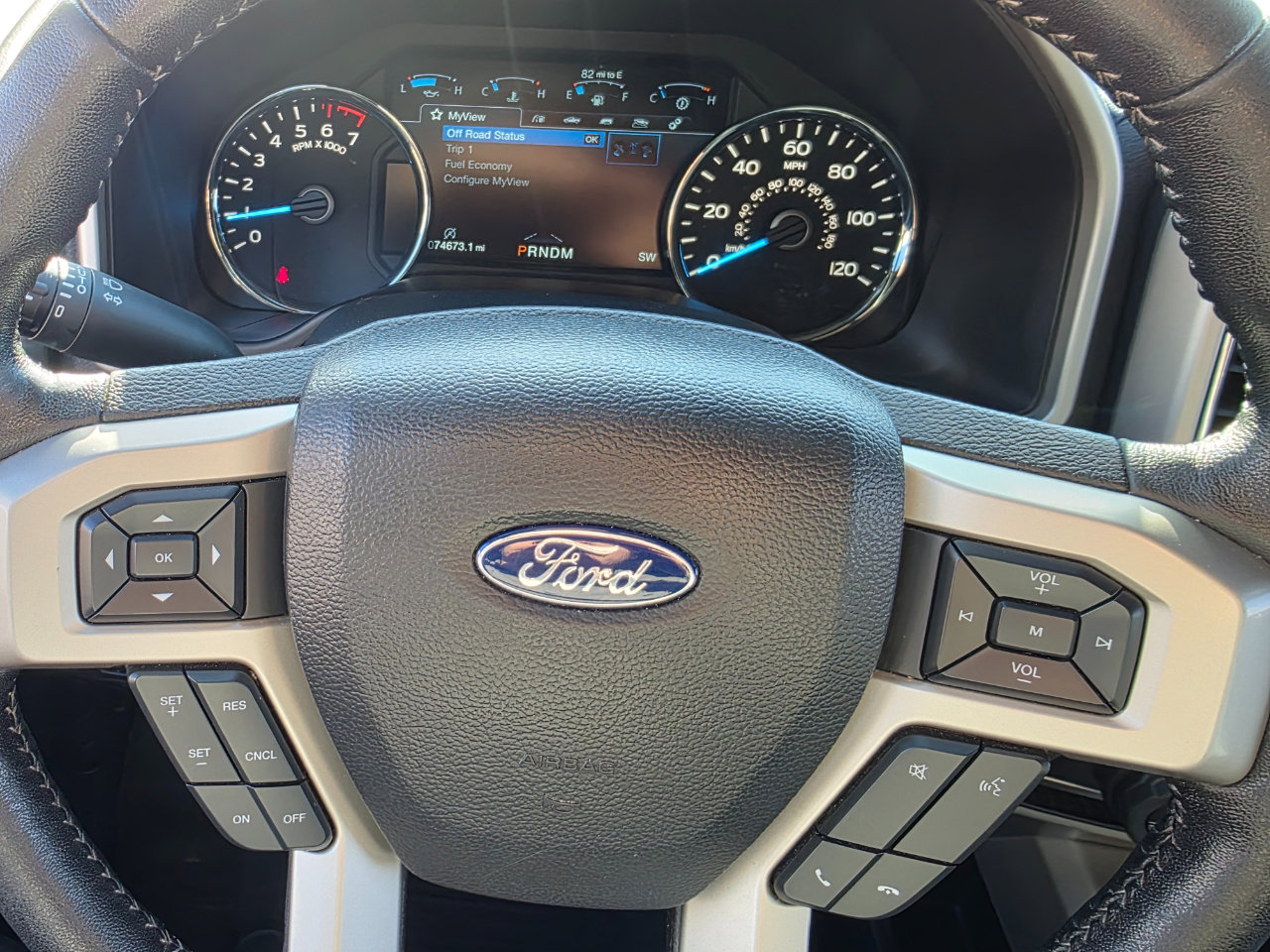 Used 2018 Ford F150 Lariat w/ Equipment Group 502A Luxury image 12