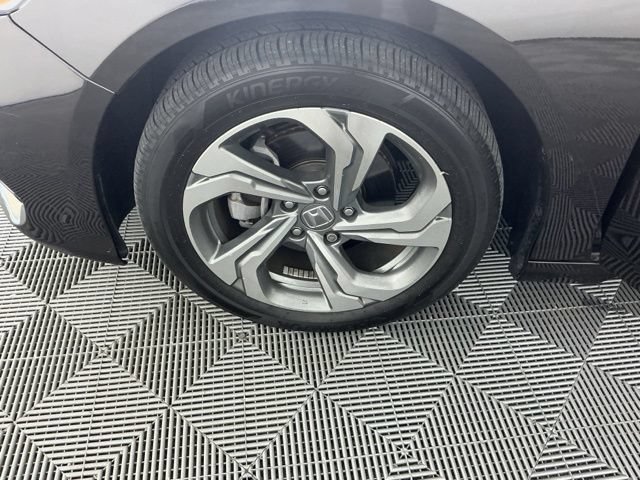 Used 2018 Honda Accord EX-L image 17