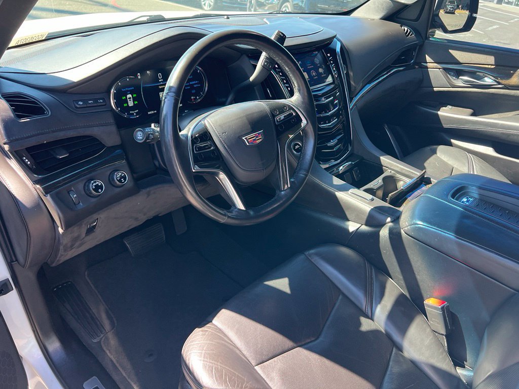 Used 2016 Cadillac Escalade Platinum AWD/4WD image 18