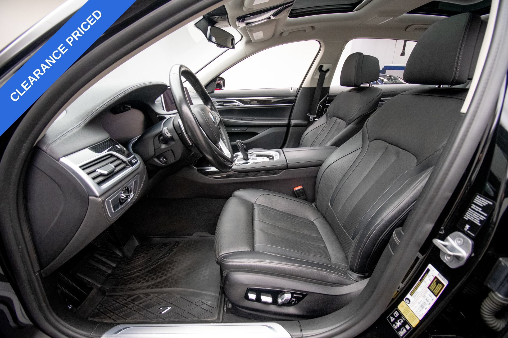 Used 2020 BMW 740i xDrive AWD/4WD image 17