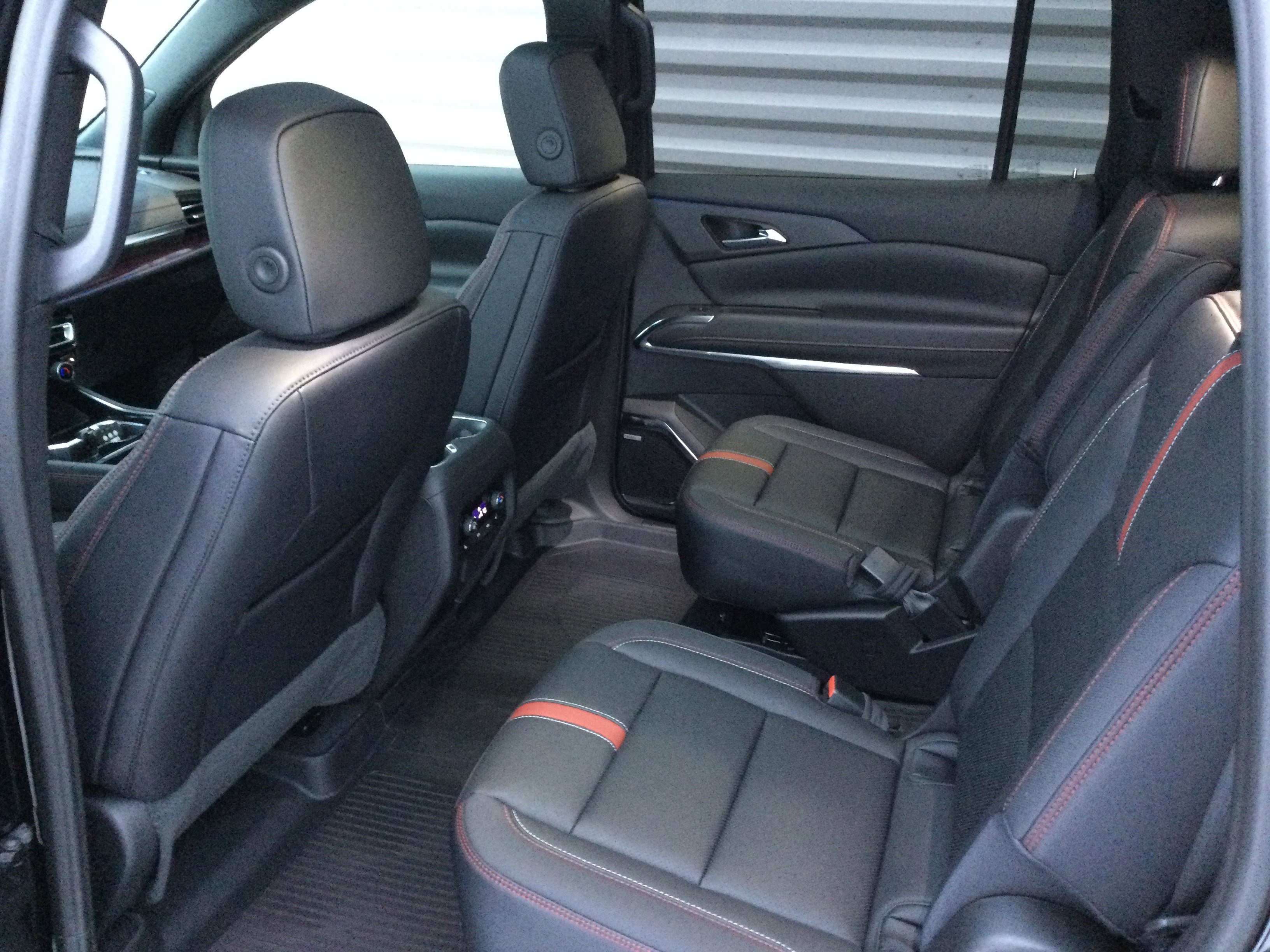 New 2026 Chevrolet Traverse RS w/ LPO, Floor Liner Package image 6