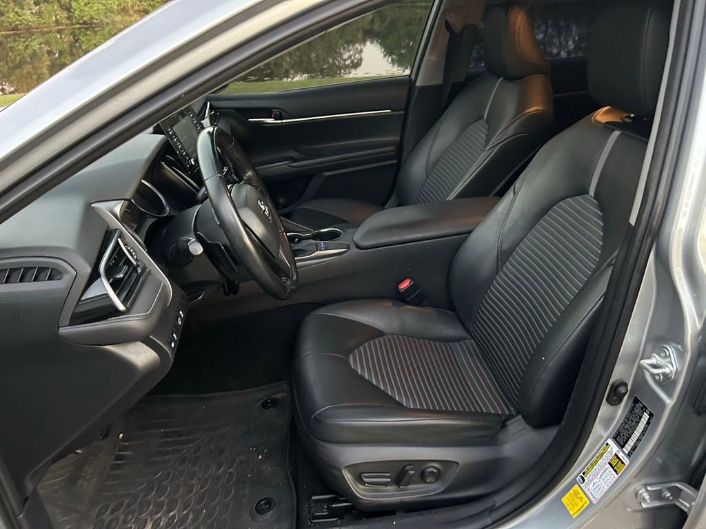 Certified 2022 Toyota Camry SE w/ Carpet Mat Package (TMS) image 14