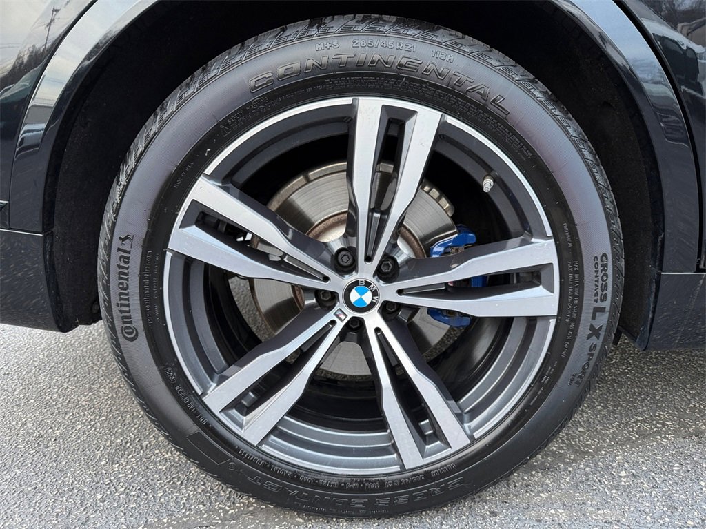 Certified 2023 BMW X7 xDrive40i w/ Executive Package image 17