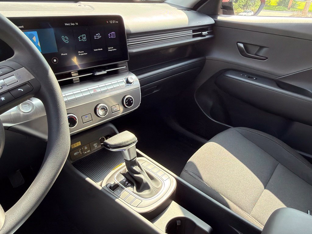 New 2027 Hyundai Kona SE AWD/4WD image 25