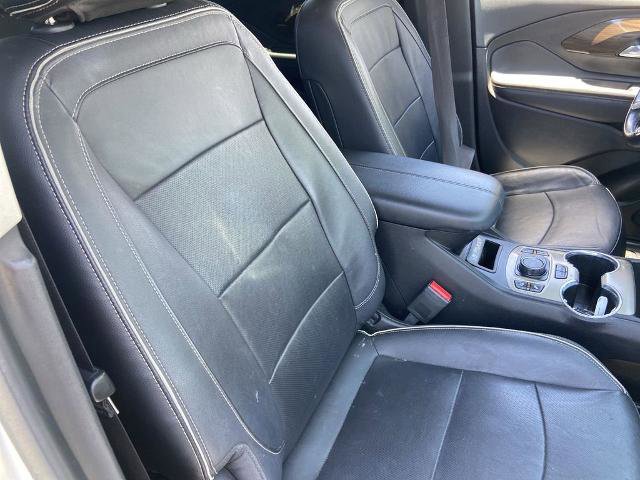 Used 2020 GMC Terrain Denali w/ Denali Premium Package FWD image 25
