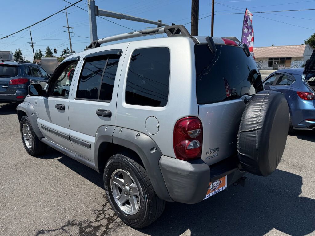 Used 2006 Jeep Liberty Renegade w/ Trailer Tow Group image 10