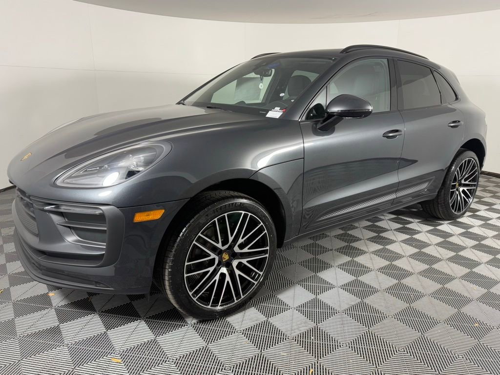 New 2026 Porsche Macan image 1