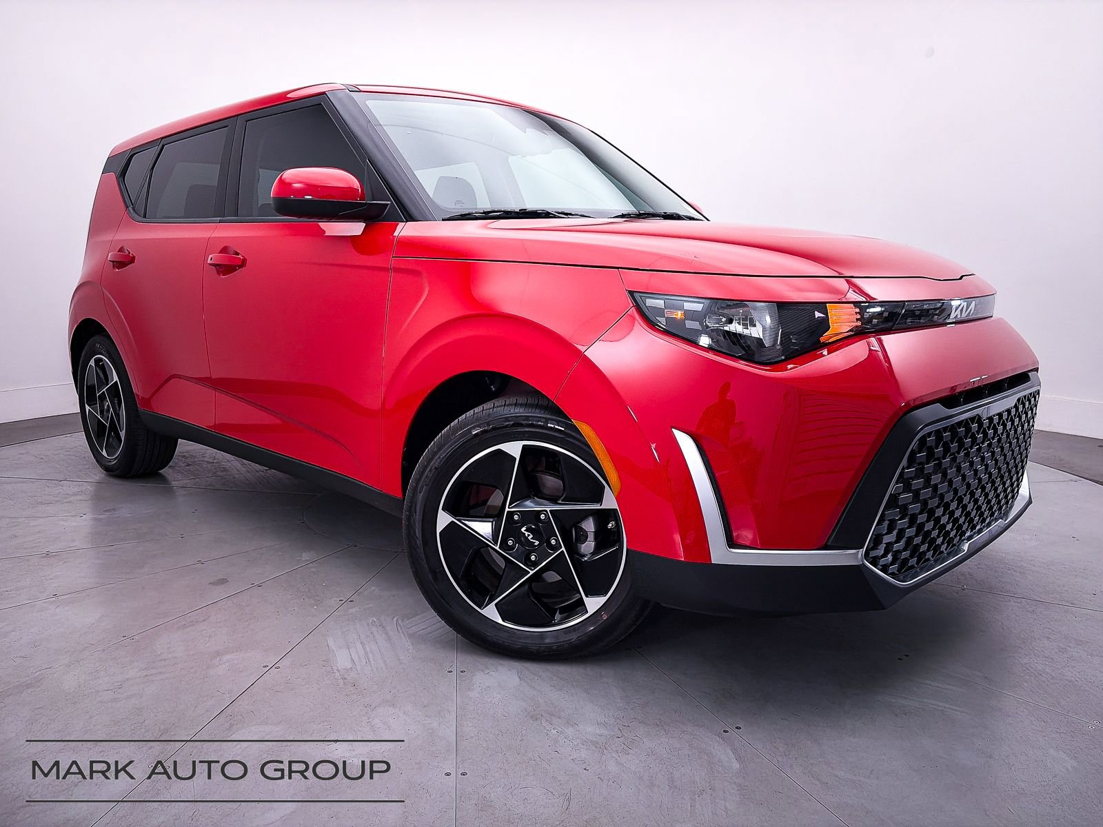 Certified 2025 Kia Soul EX