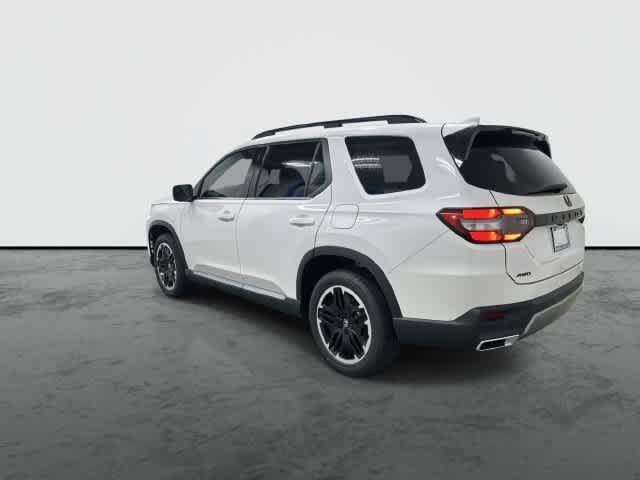 New 2026 Honda Pilot image 2