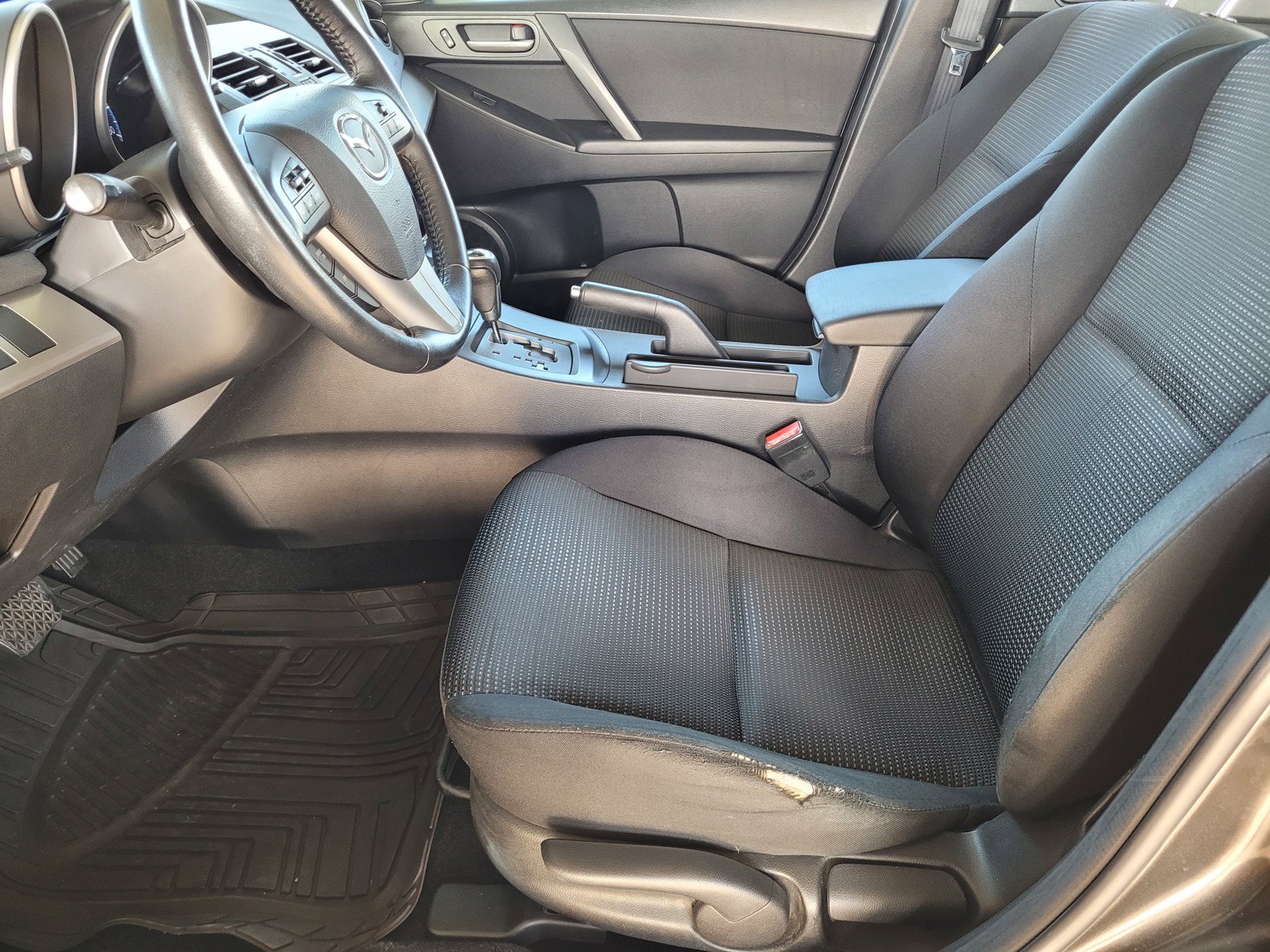 Used 2012 MAZDA MAZDA3 i Touring FWD image 18