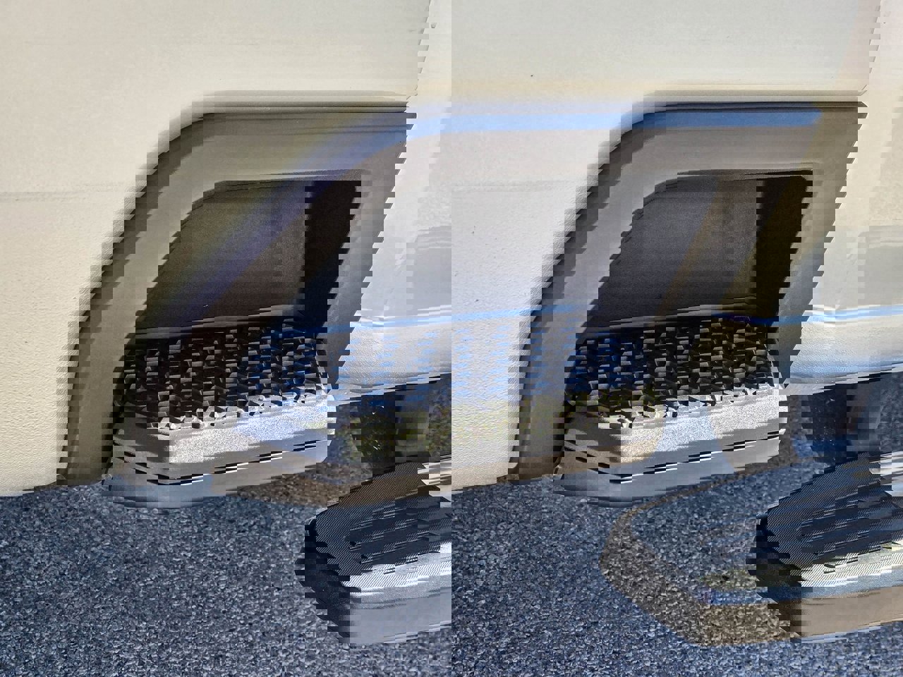 Used 2023 Chevrolet Silverado 3500 High Country w/ Technology Package image 13