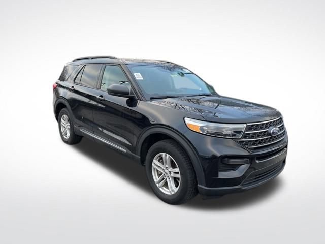 Used 2023 Ford Explorer XLT image 10