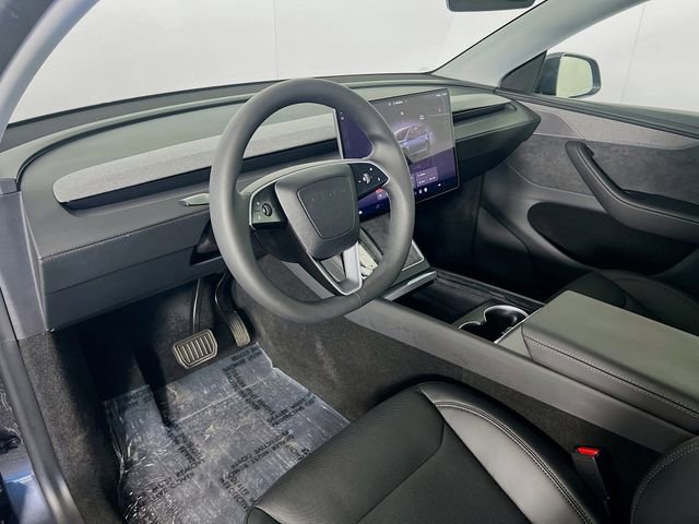 Used 2026 Tesla Model Y Long Range image 11