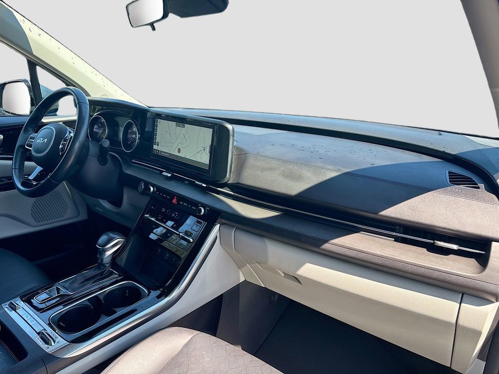 Used 2022 Kia Carnival SX image 31
