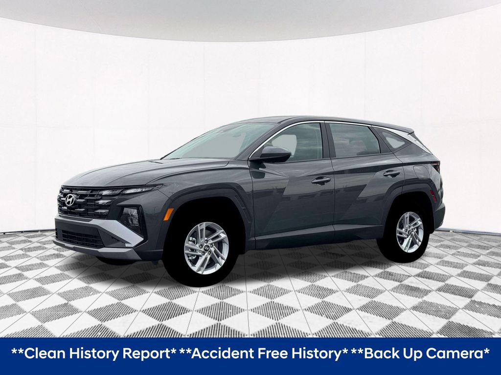 Used 2026 Hyundai Tucson SE AWD/4WD image 2