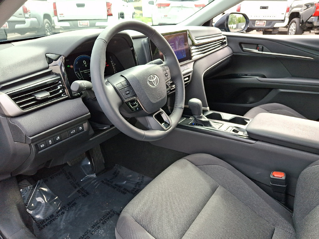 Certified 2025 Toyota Camry LE w/ Convenience Package FWD image 17