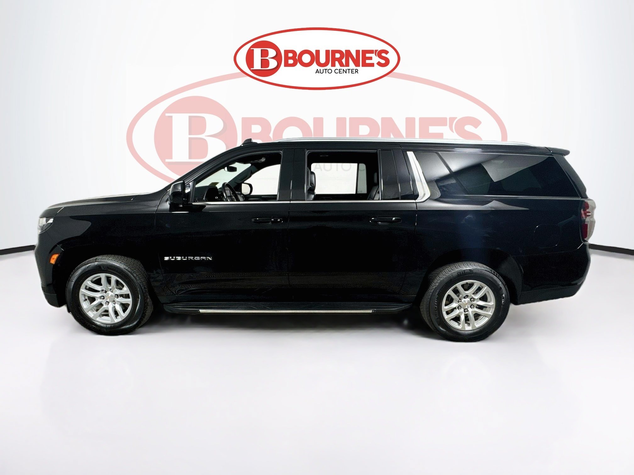 Used 2023 Chevrolet Suburban LS AWD/4WD image 5