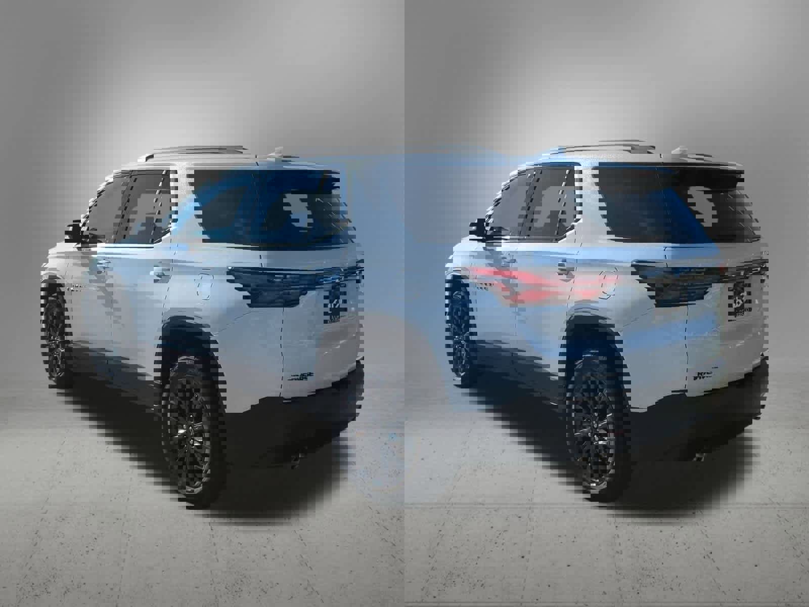 Used 2022 Chevrolet Traverse RS image 4