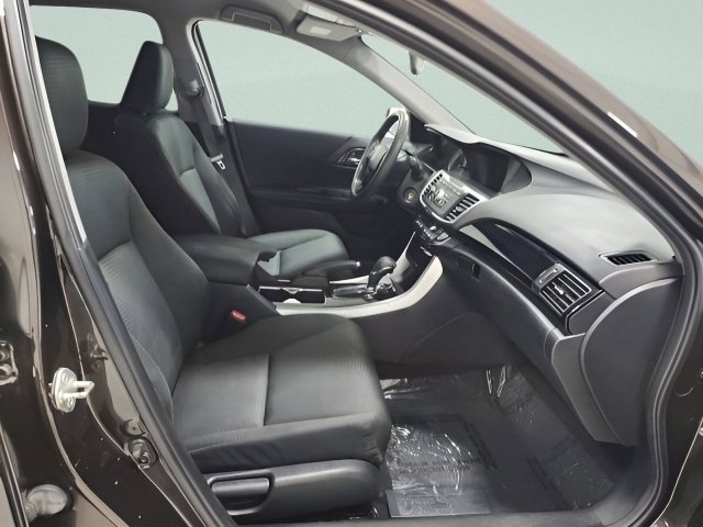 Used 2016 Honda Accord LX image 13
