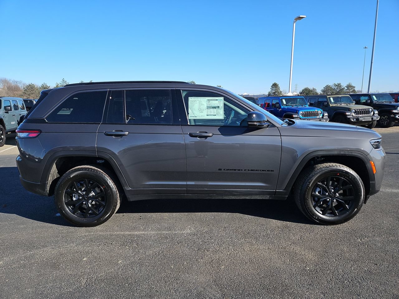 New 2026 Jeep Grand Cherokee Altitude AWD/4WD image 8