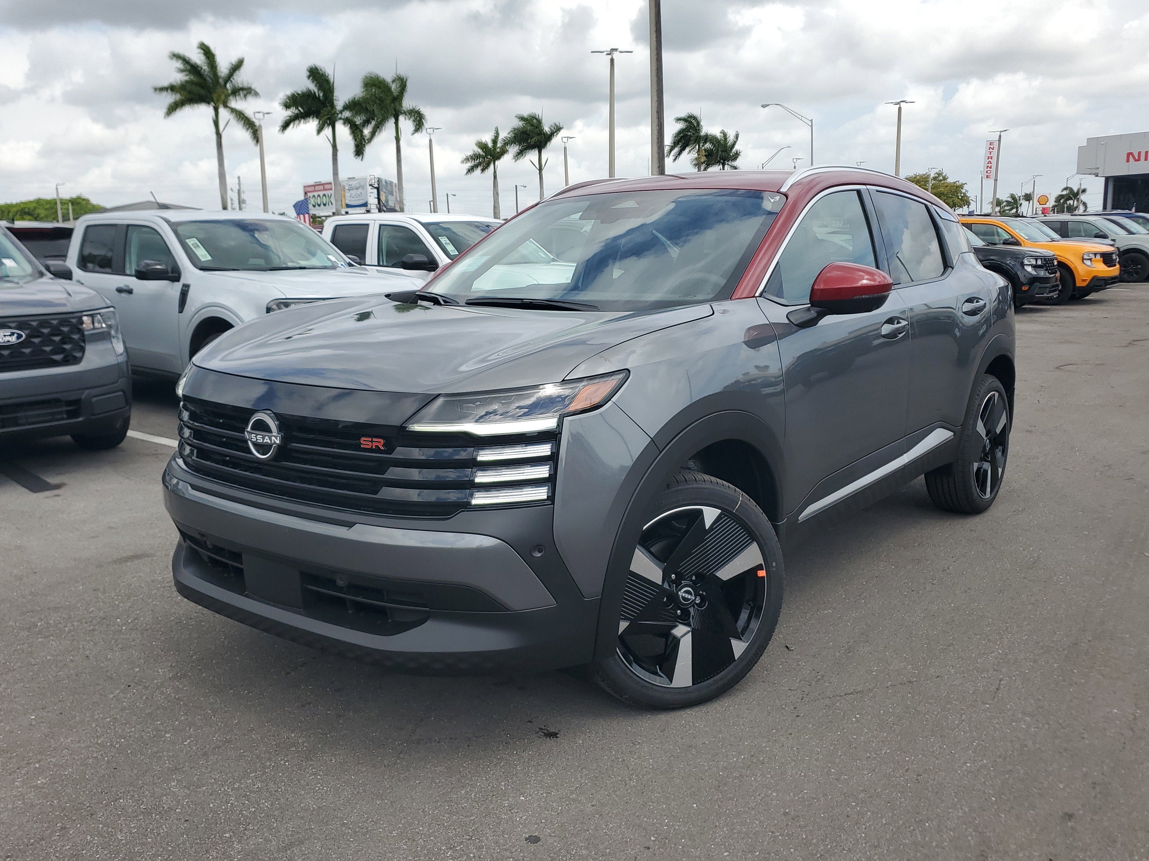 New 2026 Nissan Kicks SR FWD image 19