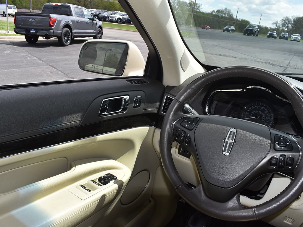Used 2018 Lincoln MKT AWD w/ Technology Package image 21