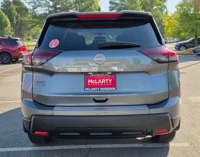 New 2026 Nissan Rogue SV FWD image 6