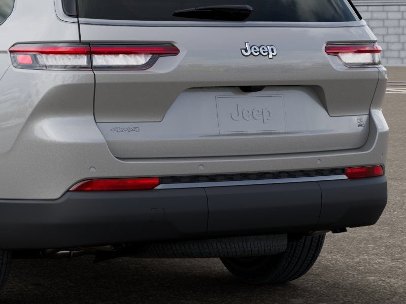 New 2026 Jeep Grand Cherokee L Limited AWD/4WD image 13