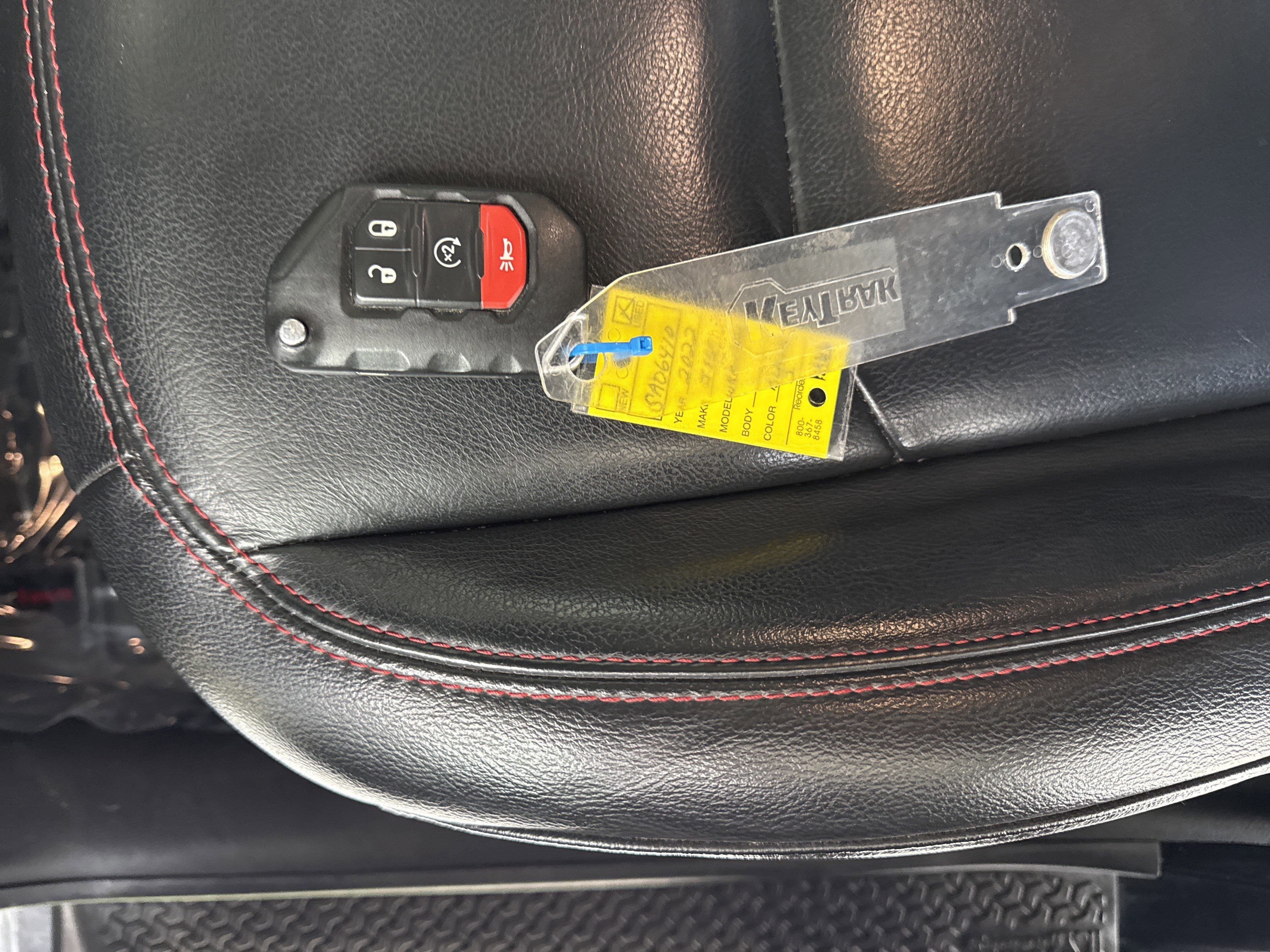 Used 2022 Jeep Wrangler Unlimited Rubicon w/ LED Lighting Group image 17