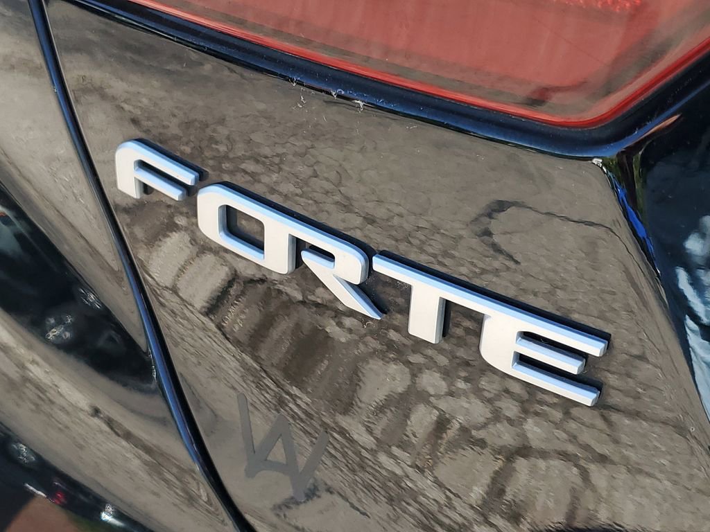 Certified 2023 Kia Forte LXS w/ LXS Technology Package image 6