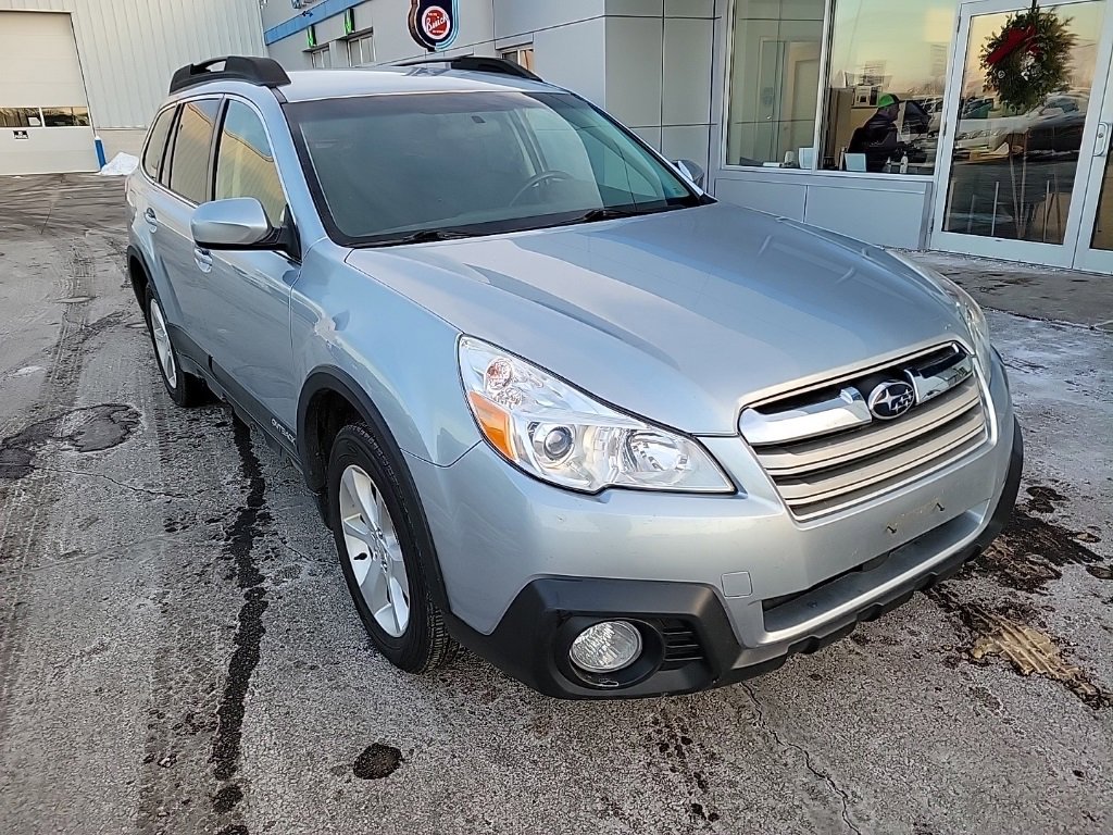 Used 2013 Subaru Outback 2.5i Premium image 3
