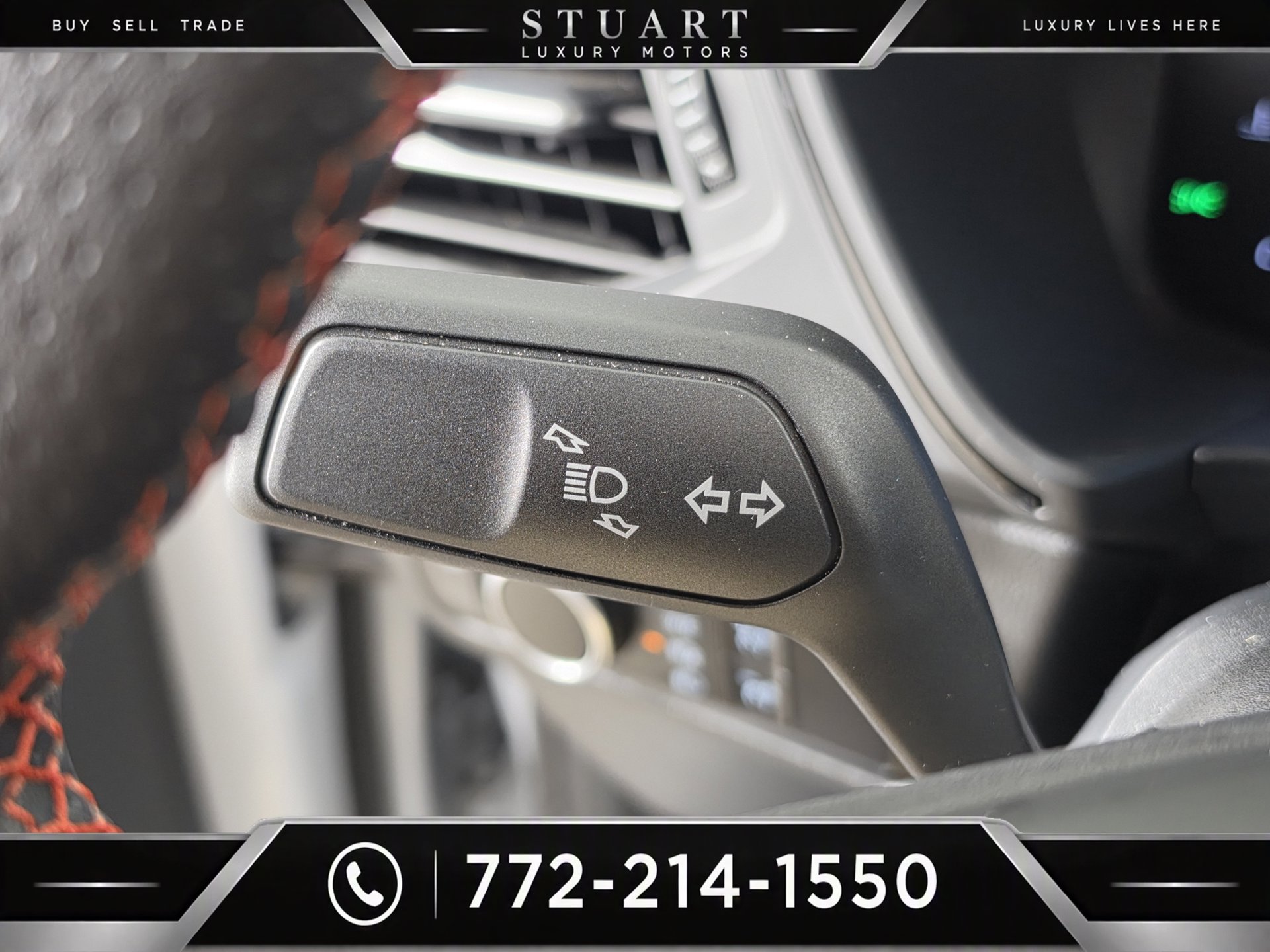 Used 2025 Ford Escape ST-Line w/ Equipment Group 301A FWD image 11