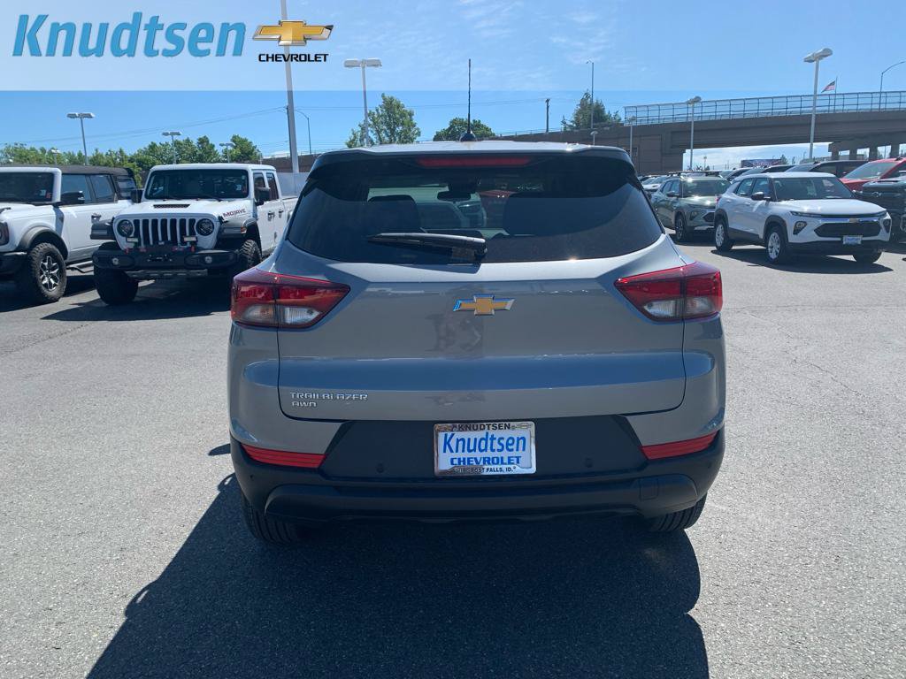 New 2026 Chevrolet TrailBlazer LS w/ LS Convenience Package AWD/4WD image 6
