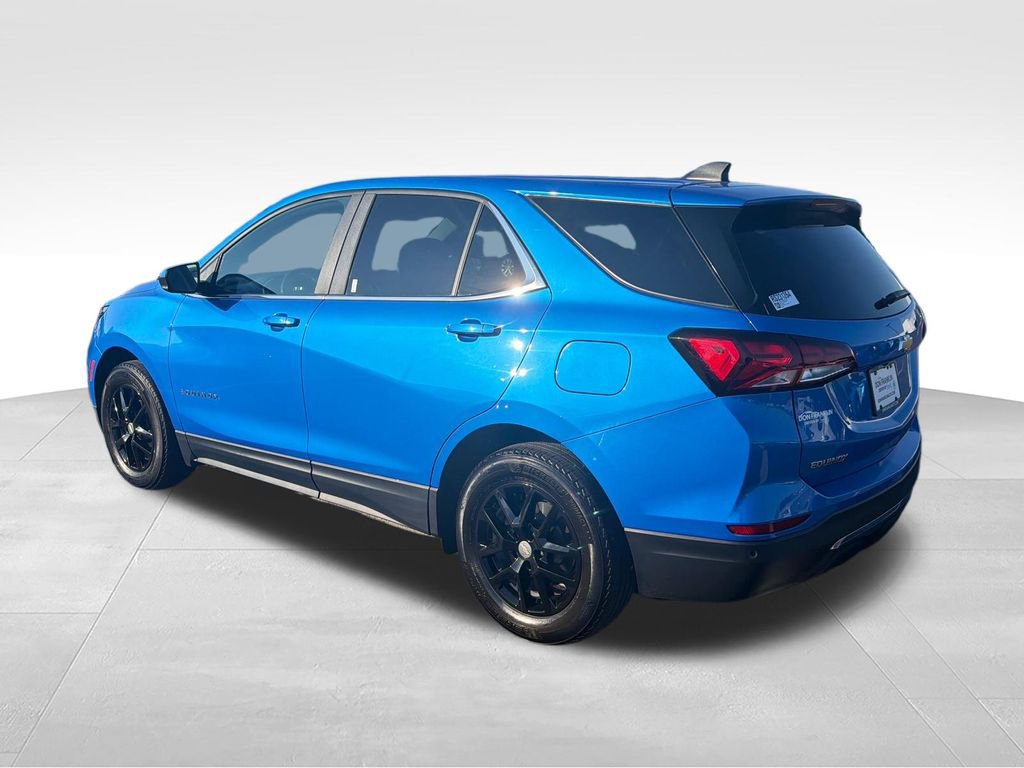 Used 2024 Chevrolet Equinox LT FWD image 3