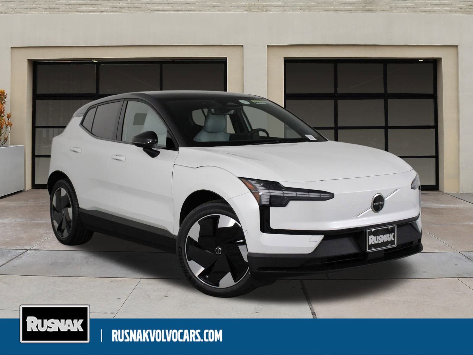 New 2026 Volvo EX30 Ultra w/ Climate Package