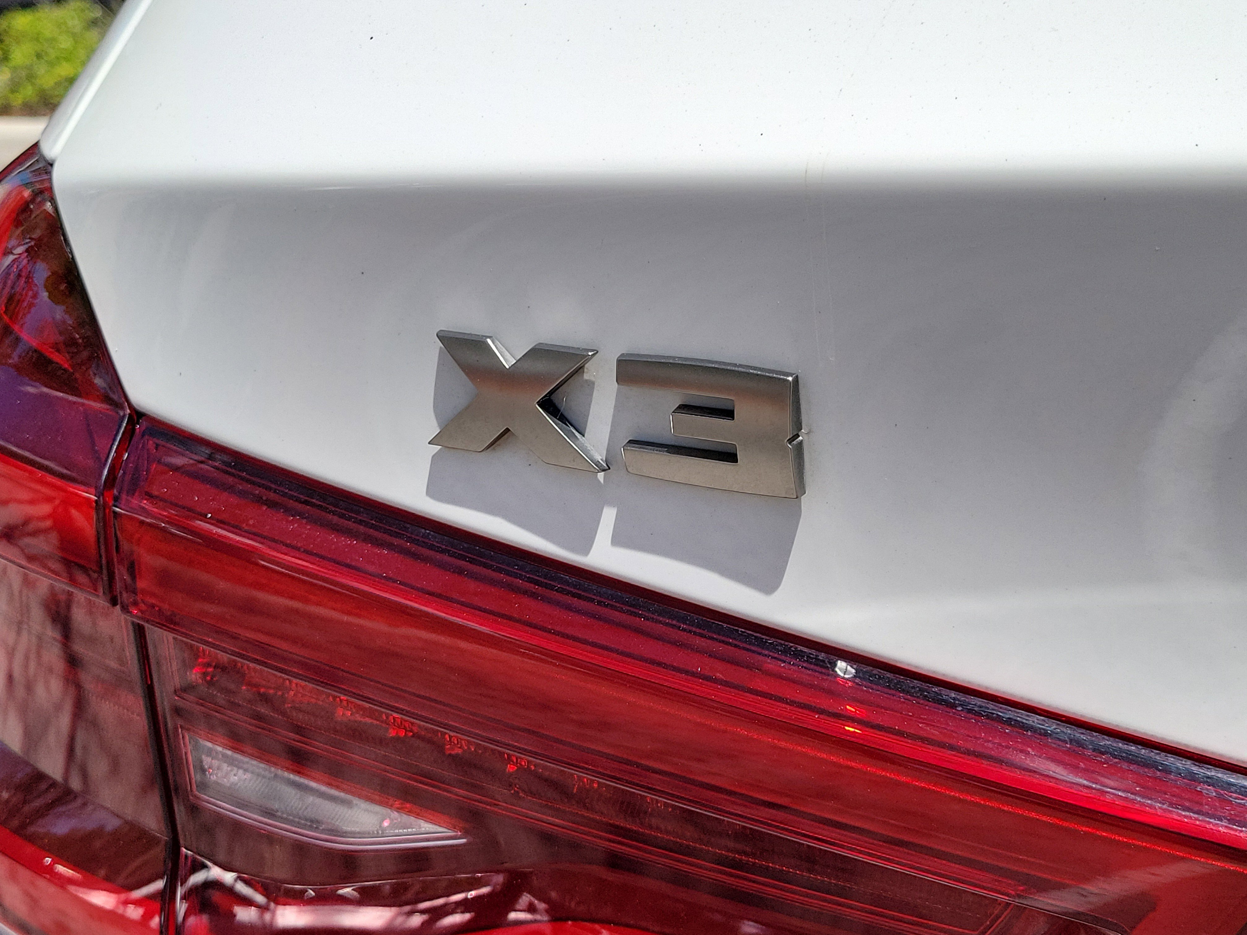 Used 2018 BMW X3 M40i image 7