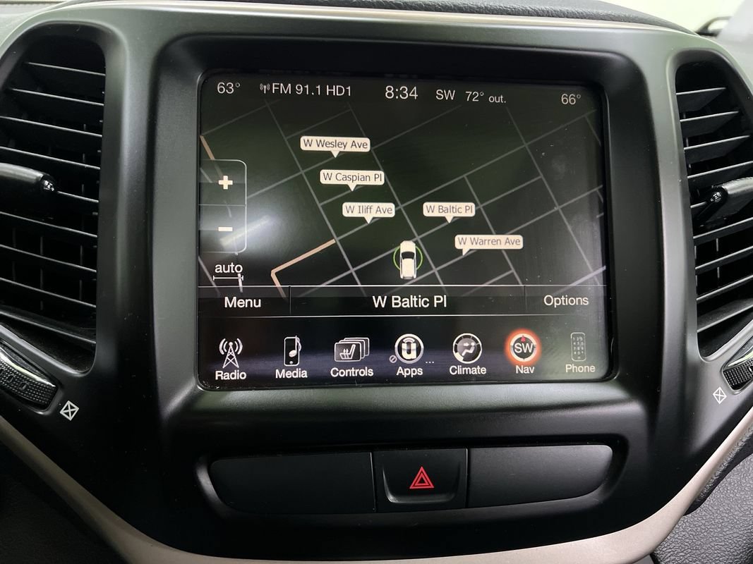Used 2015 Jeep Cherokee Limited AWD/4WD image 24