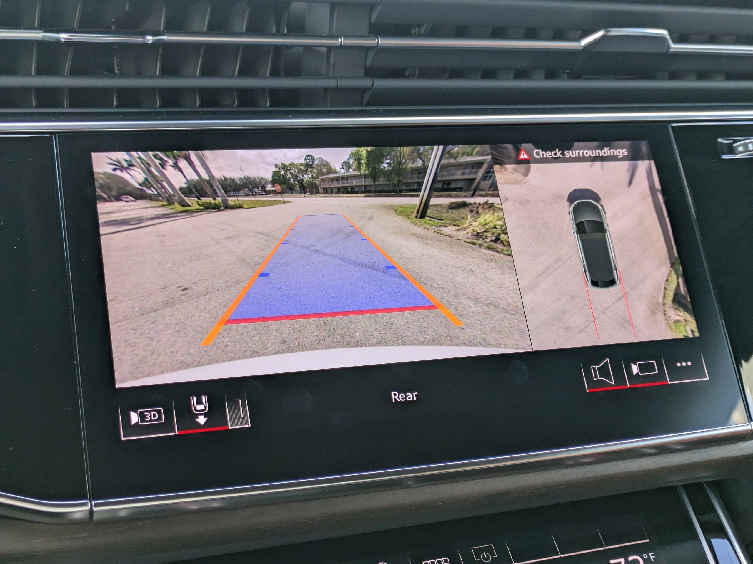 Used 2025 Audi Q8 Premium w/ Convenience Package image 33