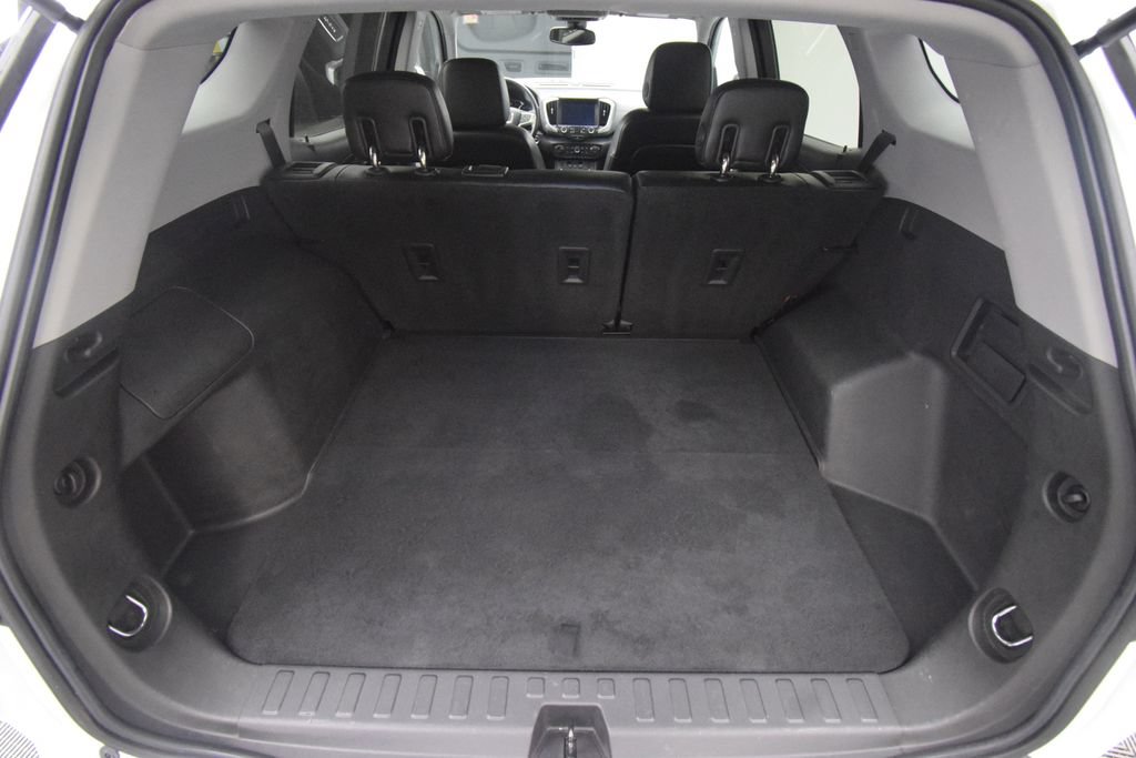 Used 2020 GMC Terrain SLT AWD/4WD image 30