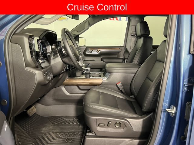 Used 2024 Chevrolet Silverado 1500 LT Trail Boss w/ Convenience Package II AWD/4WD image 10