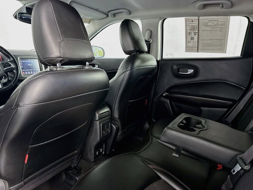 Used 2020 Jeep Compass Trailhawk AWD/4WD image 33
