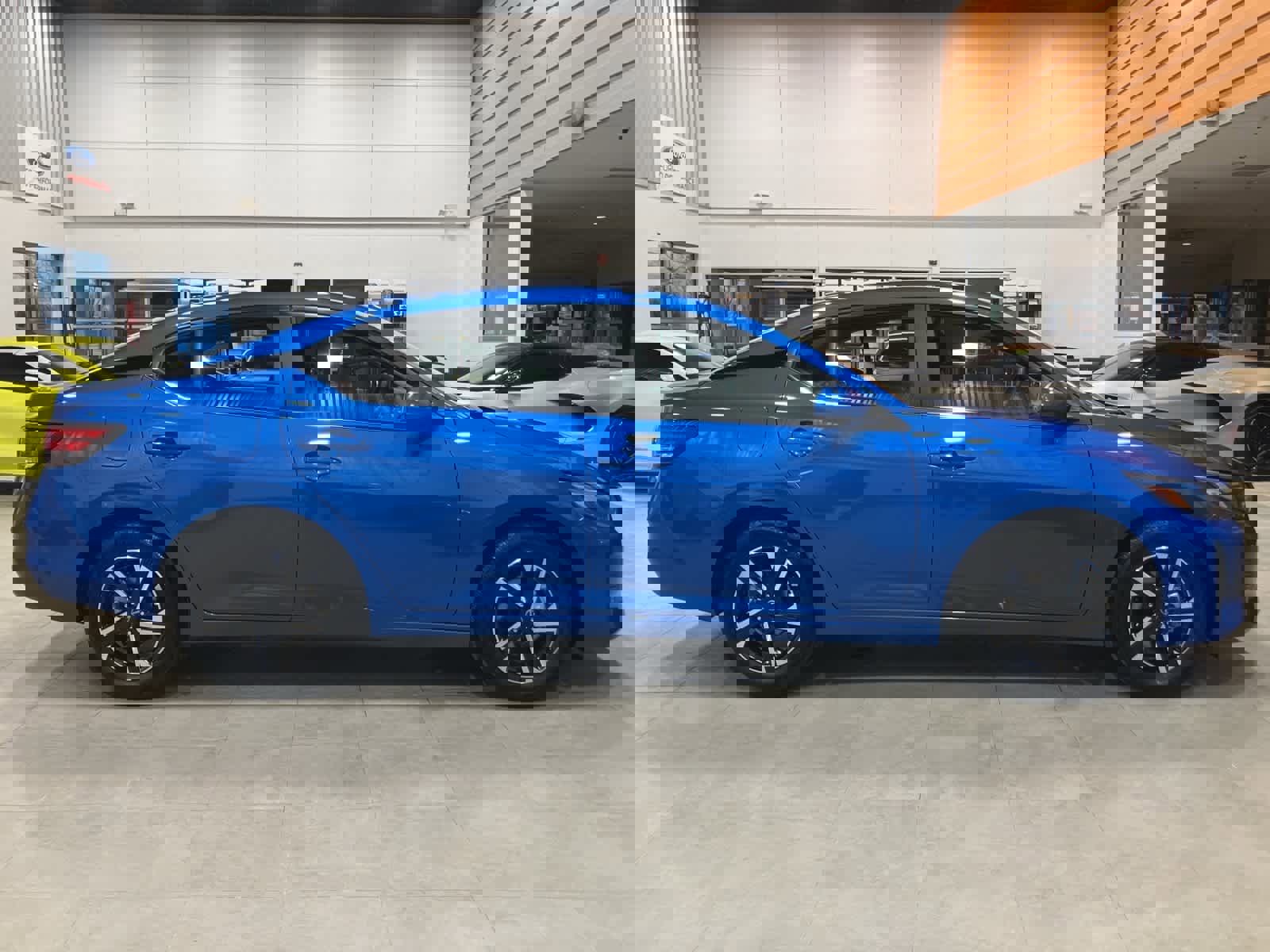 Used 2025 Nissan Sentra SV image 4