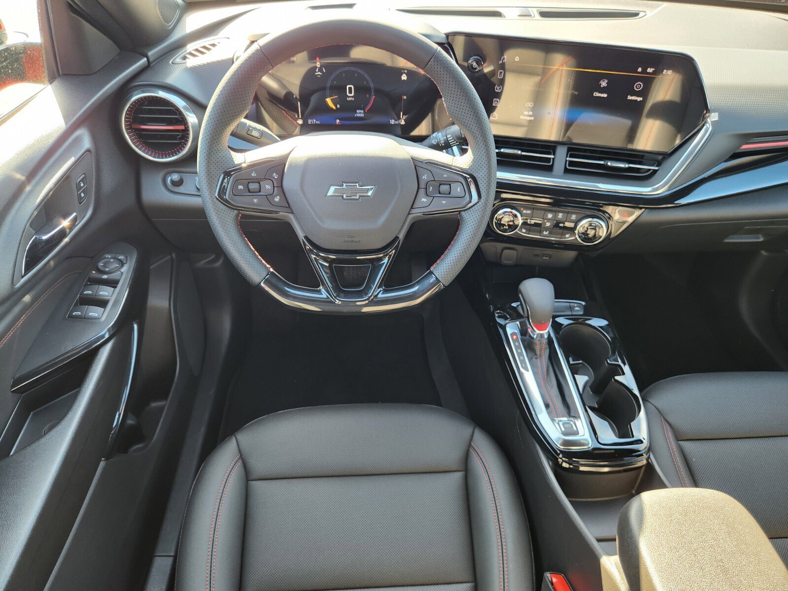 New 2026 Chevrolet Trax RS w/ Driver Confidence Package image 10