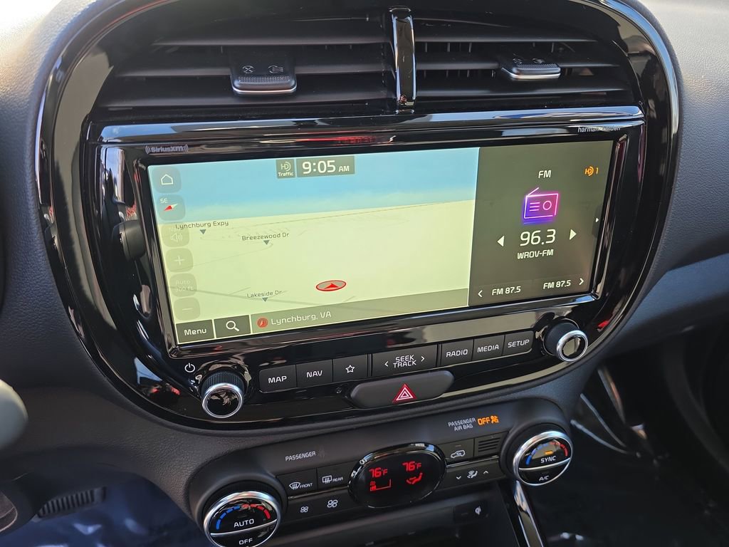 Used 2022 Kia Soul Turbo FWD image 28