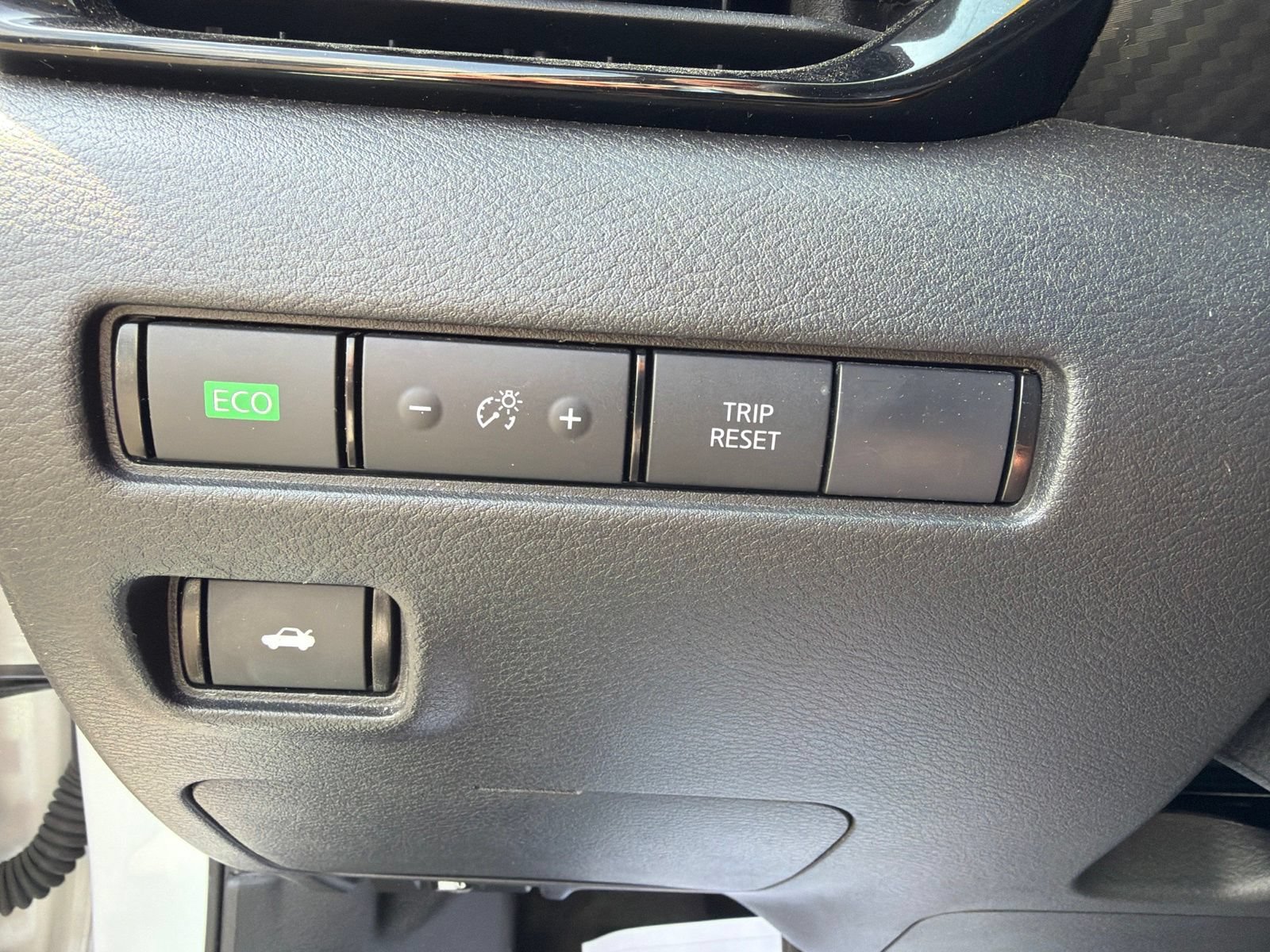 Used 2024 Nissan Sentra SV FWD image 10