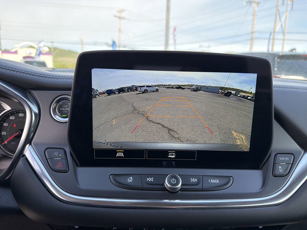 Used 2025 Chevrolet Blazer LT AWD/4WD image 27