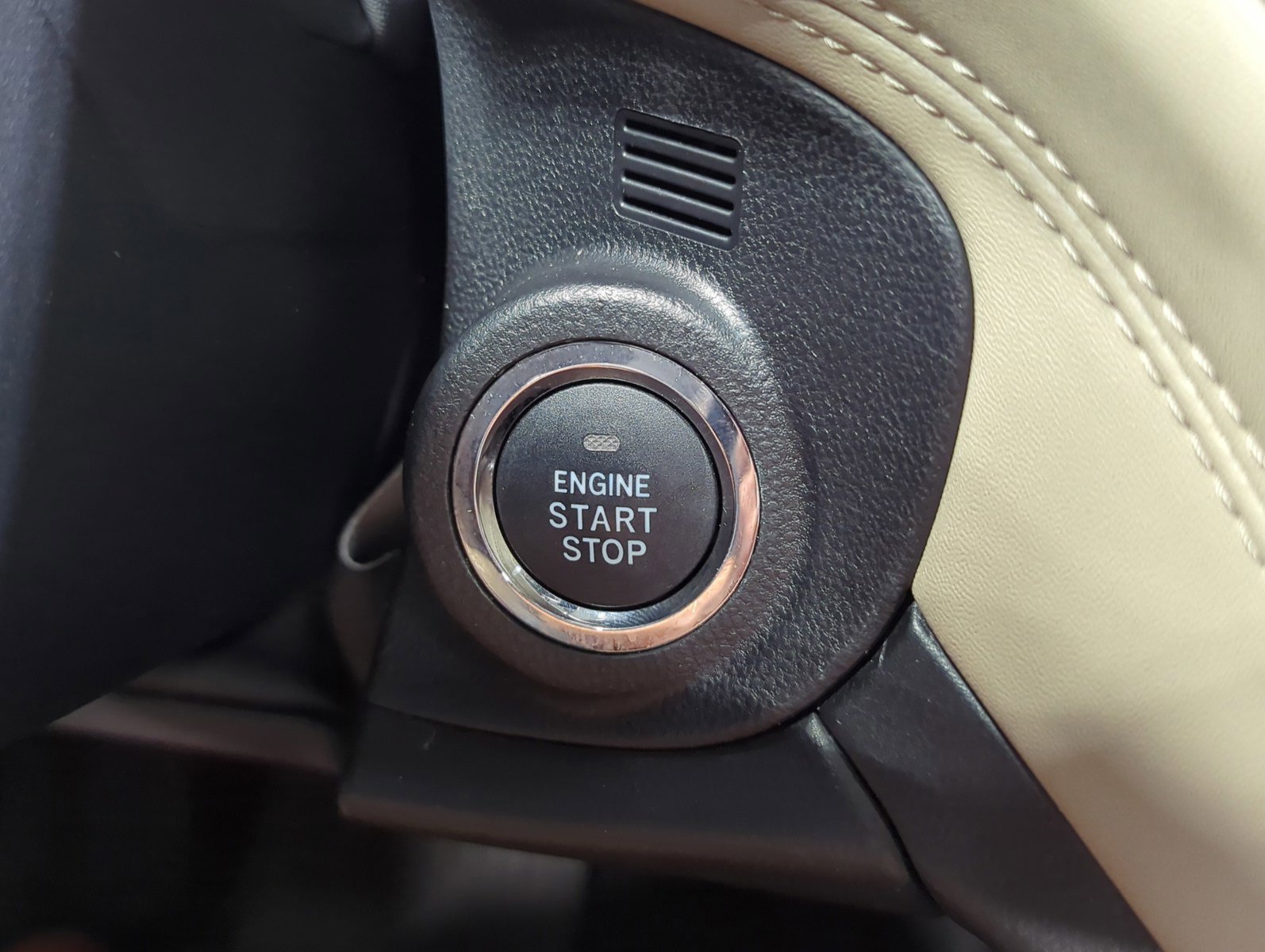 Used 2024 Subaru Outback Limited image 28